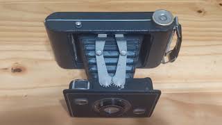 How to open a Kodak Brownie 620 Box Camera [upl. by Ocihc]