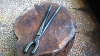 Blacksmithing  how to make basic tongs as simply as possible [upl. by Setsero]