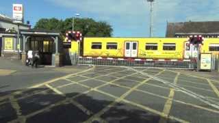 Birkdale Level Crossing [upl. by Zared]