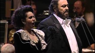 1993 Pavarotti Verdi La Traviata  Brindisi [upl. by Aztinay490]